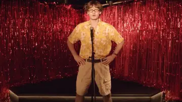 Задник к фильму "She F***ed a Comedian" #913701