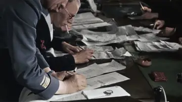 Задник к фильму "1939-1940 : une étrange défaite" #928132