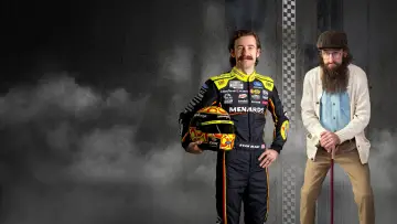 Задник к фильму "Eli Manning Presents: The Undercovers - Ryan Blaney" #956233