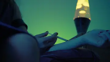 Задник к фильму "Pass the Bottle" #1183531