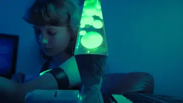 Задник к фильму "Pass the Bottle" #1183534