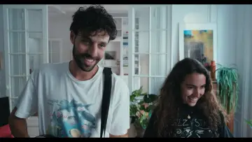 Задник к фильму "מזל תאומים" #956916