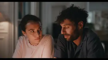 Задник к фильму "מזל תאומים" #956918