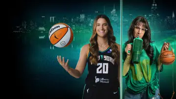Задник к фильму "Eli Manning Presents: The Undercovers - Sabrina Ionescu" #956527