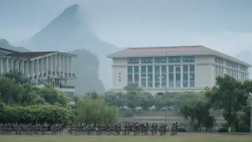 Задник к фильму "红旗下的蛋" #957614