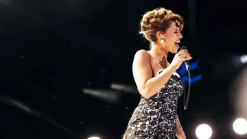Задник к фильму "RAYE live at Montreux Jazz Festival" #1176909