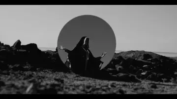 Задник к фильму "The Nomad