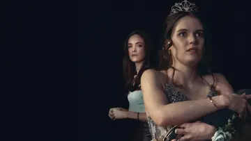 Задник к фильму "Crowning at the Prom" #1173465