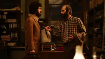 Задник к фильму "لباس شخصی" #1155105