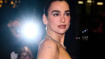 Задник к фильму "Dua Lipa - Unstoppable" #1169286