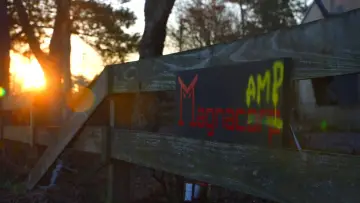 Задник к фильму "Magnacamp" #1196055