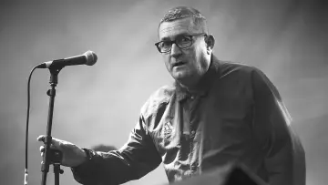 Задник к фильму "Paul Heaton: Live at Bramall Lane" #1289165