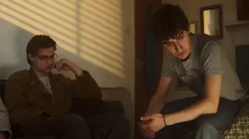 Задник к фильму "Fool