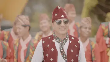 Задник к фильму "Sutukai Aijanu Maya Gaijamla Relaima Chadera" #1636042