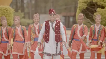Задник к фильму "Sutukai Aijanu Maya Gaijamla Relaima Chadera" #1636047