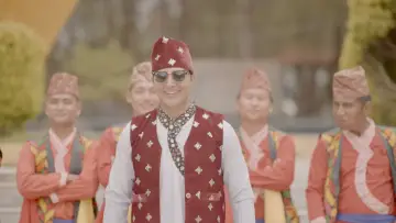 Задник к фильму "Sutukai Aijanu Maya Gaijamla Relaima Chadera" #1636048