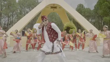 Задник к фильму "Sutukai Aijanu Maya Gaijamla Relaima Chadera" #1636052