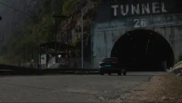 Задник к фильму "Tunnel 26: The Curse Beneath the Mountain" #1745595