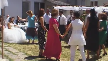 Задник к фильму "Ο Γάμος της Ξαδέρφης μου" #1571954