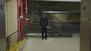 Задник к фильму "Elevator Man" #1617728