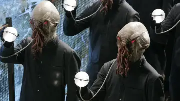 Задник к фильму "Doctor Who: The Satan Pit" #1862876