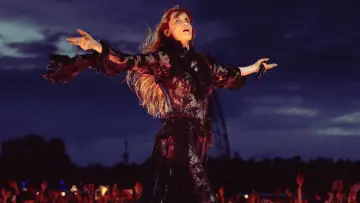 Задник к фильму "Florence + the Machine: Live at Reading and Leeds" #1641444