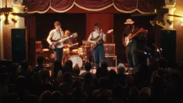 Задник к фильму "Big Thief - Live at The Opera House at 7A Ranch, Wimberley, TX, Nov 6, 2025" #1650927