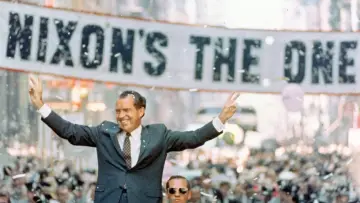 Задник к фильму "The Watergate Caper: Richard Nixon and the Death of the American Dream" #1650557