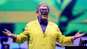 Задник к фильму "Elton John - Rock In Rio 2026" #1639689