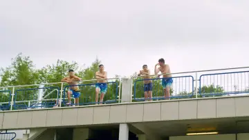 Задник к фильму "Zwei Sommer in der Badi" #1652167