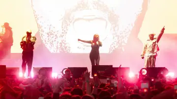 Задник к фильму "Black Eyed Peas - Live at Brännbollsyran 2026" #1639886