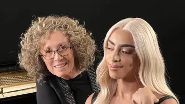 Задник к фильму "Bilal Hassani, bats-toi comme une fille mon fils" #1840211