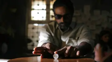 Задник к фильму "சூது கவ்வும்" #1163457