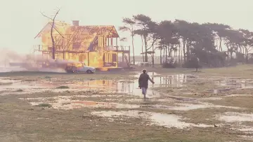 Задник к фильму "Жертвоприношение" #189150