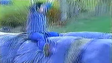 Задник к фильму "Подполье" #856061