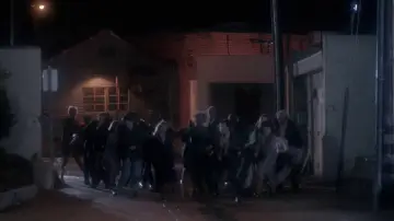 Задник к фильму "Возвращение живых мертвецов 2" #979891