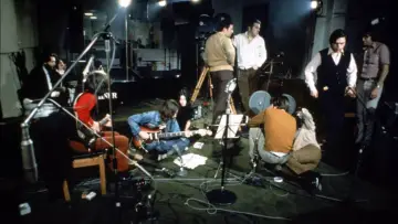 Задник к фильму "The Beatles: Let It Be" #467713