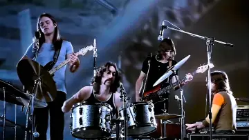Задник к фильму "Pink Floyd в Помпеях" #977987