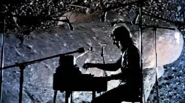 Задник к фильму "Pink Floyd в Помпеях" #977988