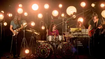 Задник к фильму "Pink Floyd в Помпеях" #977998