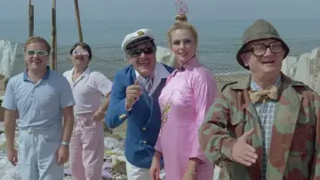 Задник к фильму "У Фантоцци опять неприятности" #999177