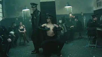 Задник к фильму "Ночной портье" #717624