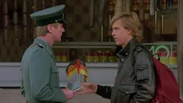 Задник к фильму "Попался, или Шпионские игры" #419645