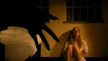 Задник к фильму "Bloody Mary" #502052