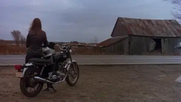 Задник к фильму "Бешеная" #998959
