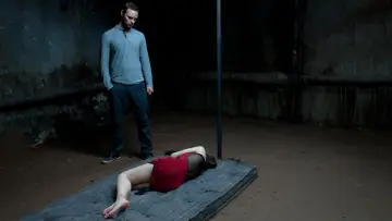 Задник к фильму "Я плюю на ваши могилы 2" #812184