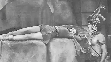 Задник к фильму "Jungle Girl" #732171