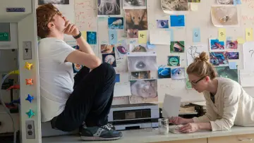 Задник к фильму "Я — начало" #205526