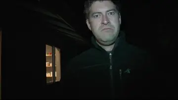Задник к фильму "Ублюдок" #886610