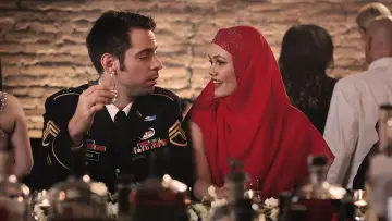 Задник к фильму "Amira & Sam" #492483